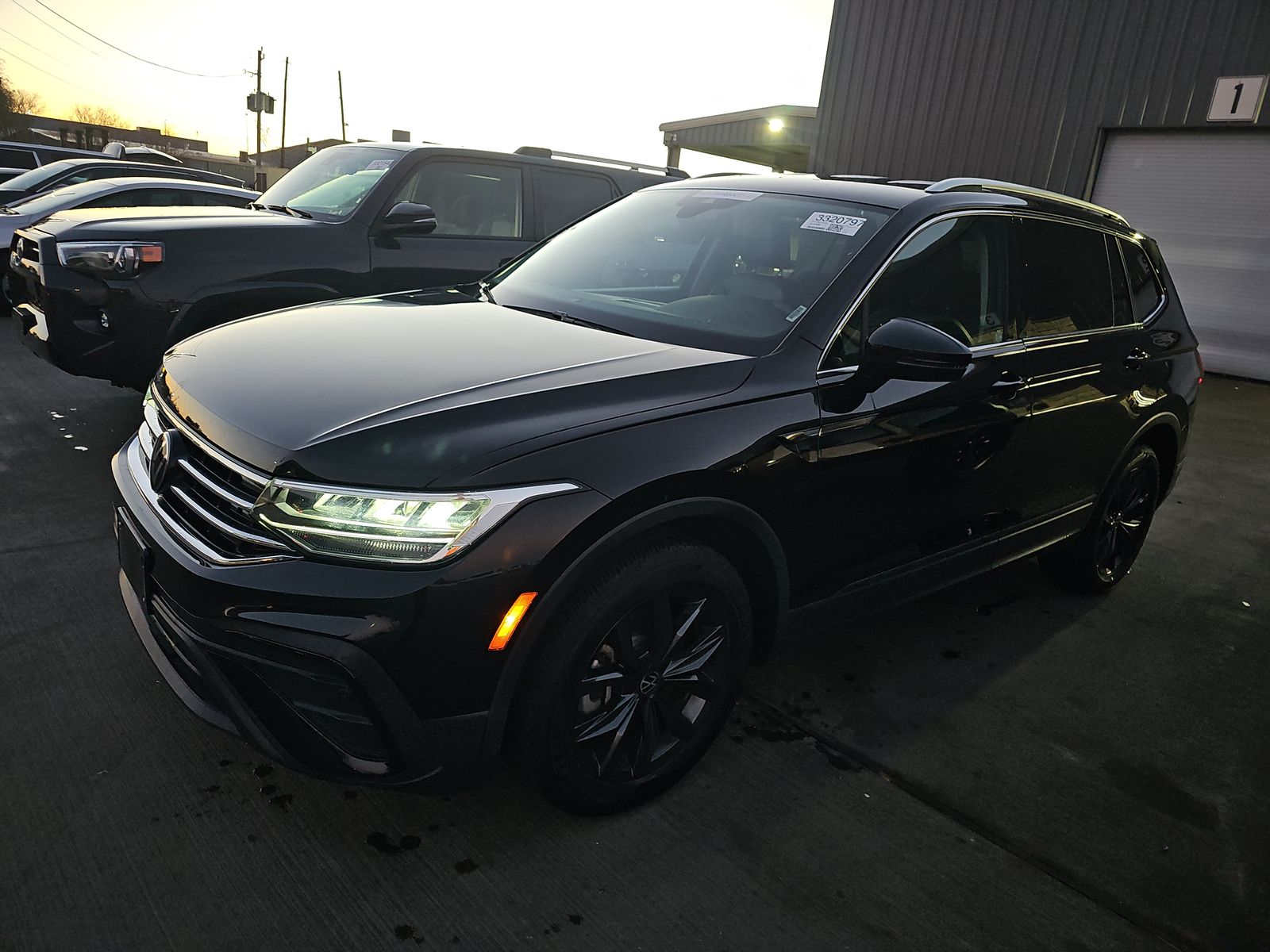 2024 Volkswagen Tiguan 2.0T Wolfsburg Edition FWD