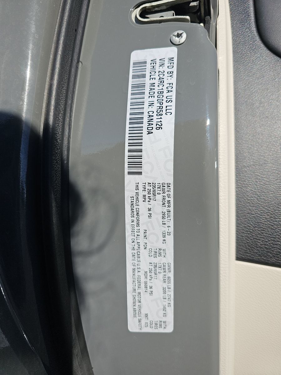 2023 Chrysler Pacifica Touring L FWD