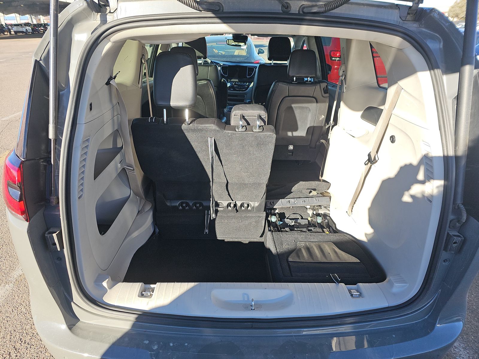 2023 Chrysler Pacifica Touring L FWD