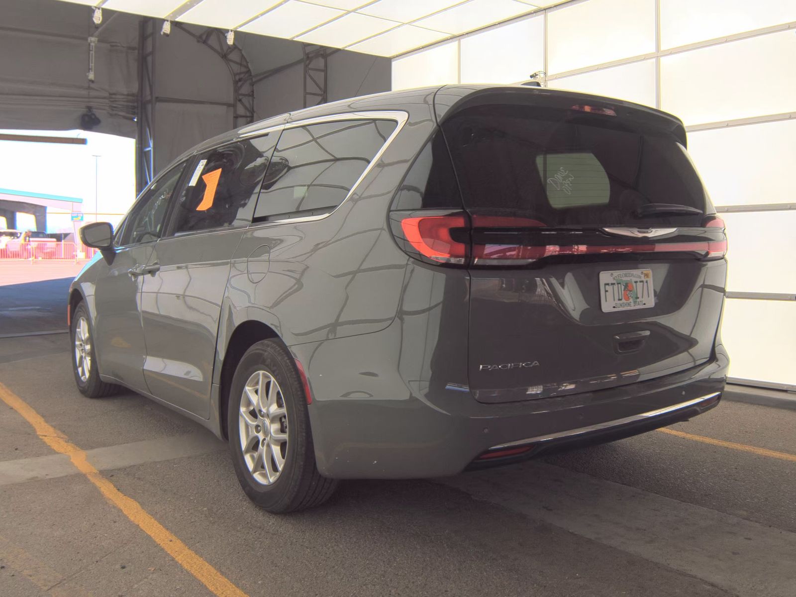 2023 Chrysler Pacifica Touring L FWD