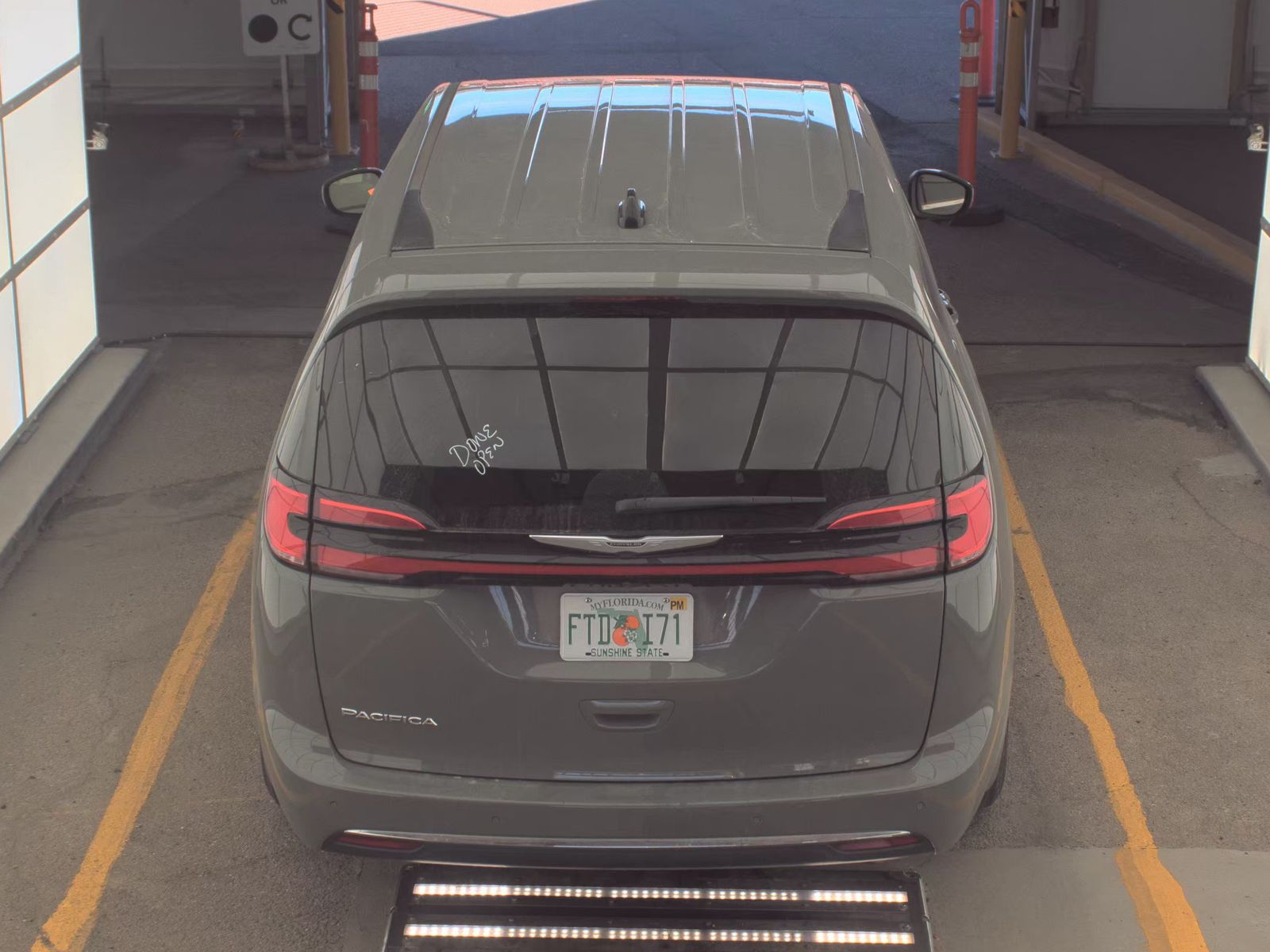 2023 Chrysler Pacifica Touring L FWD
