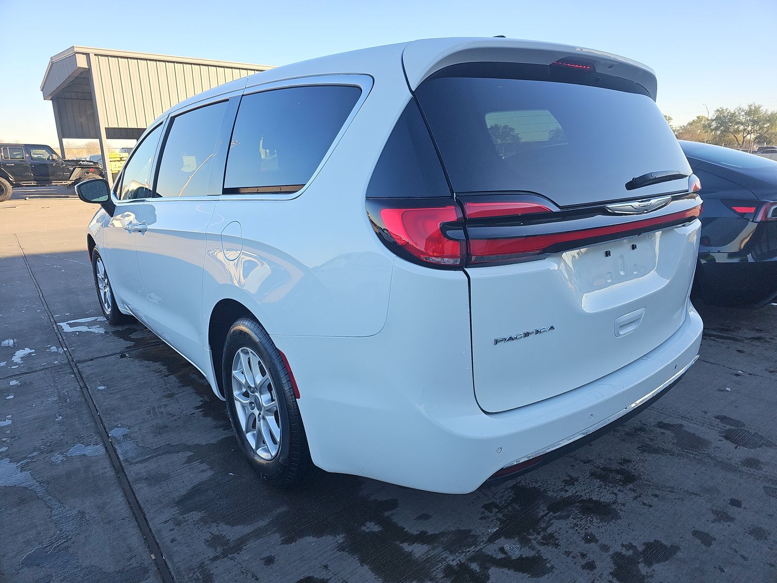 2023 Chrysler Pacifica Touring L FWD