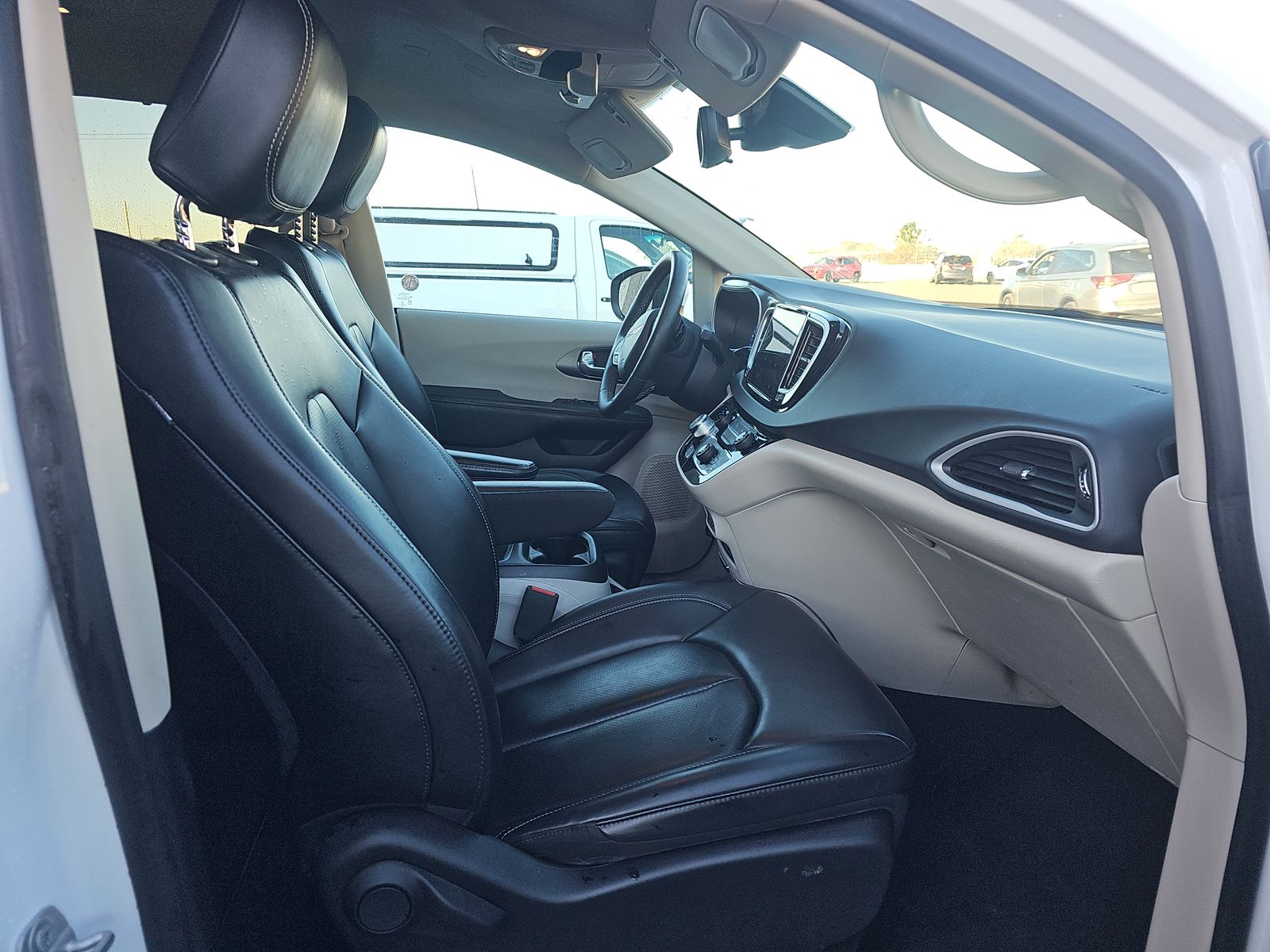 2023 Chrysler Pacifica Touring L FWD