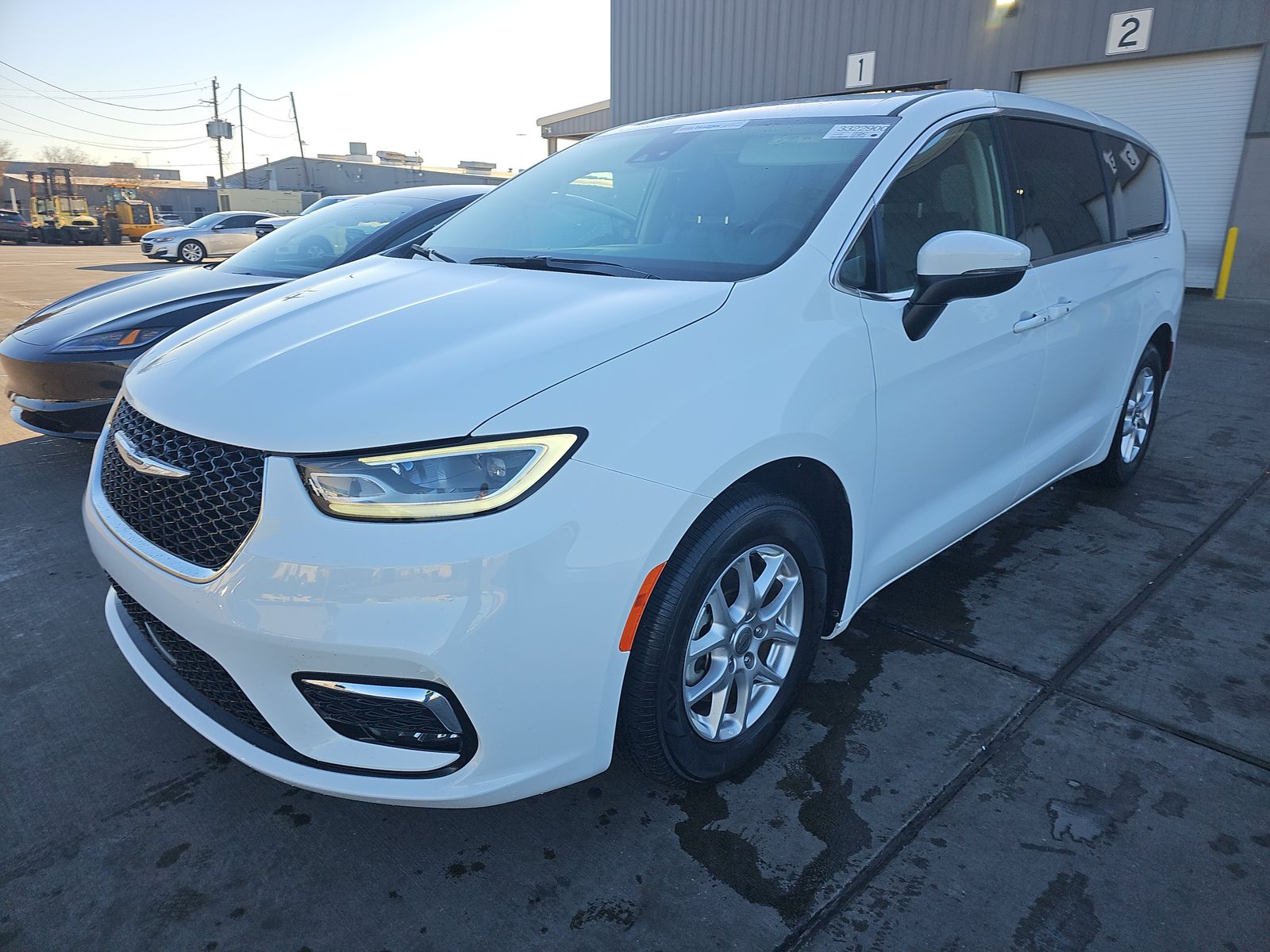 2023 Chrysler Pacifica Touring L FWD