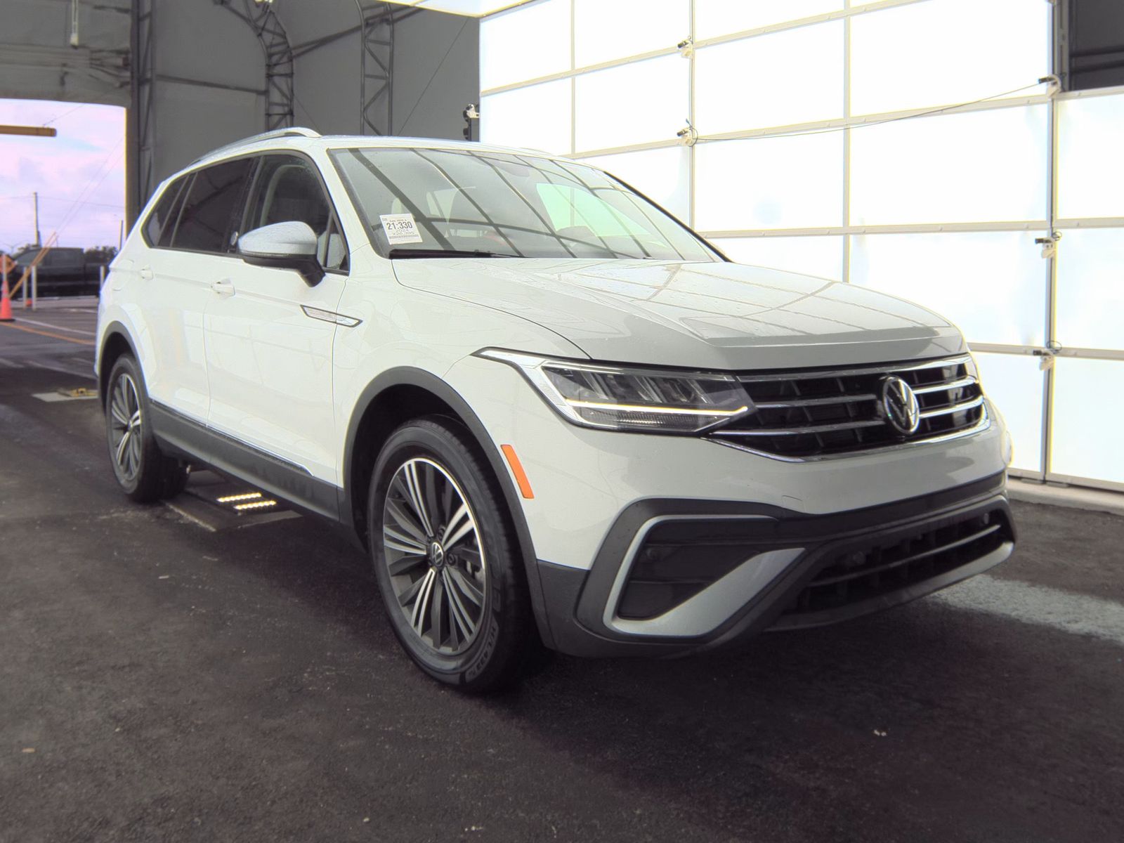 2024 Volkswagen Tiguan 2.0T Wolfsburg Edition FWD