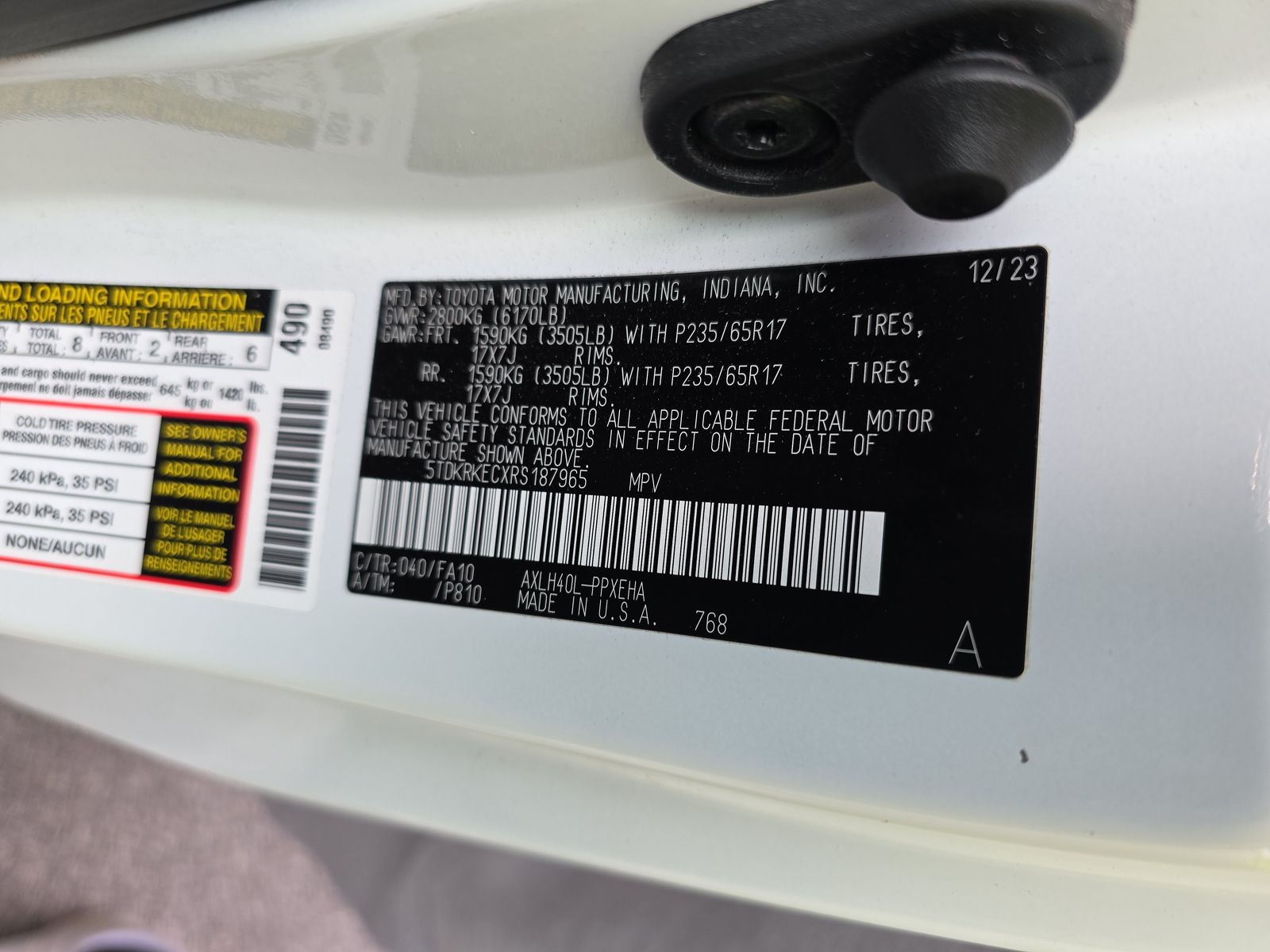 2024 Toyota Sienna LE FWD