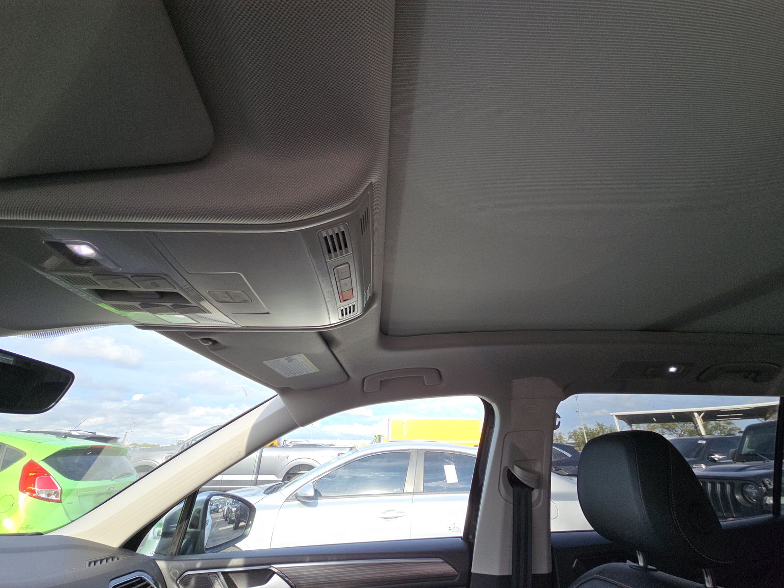 2024 Volkswagen Tiguan 2.0T Wolfsburg Edition FWD