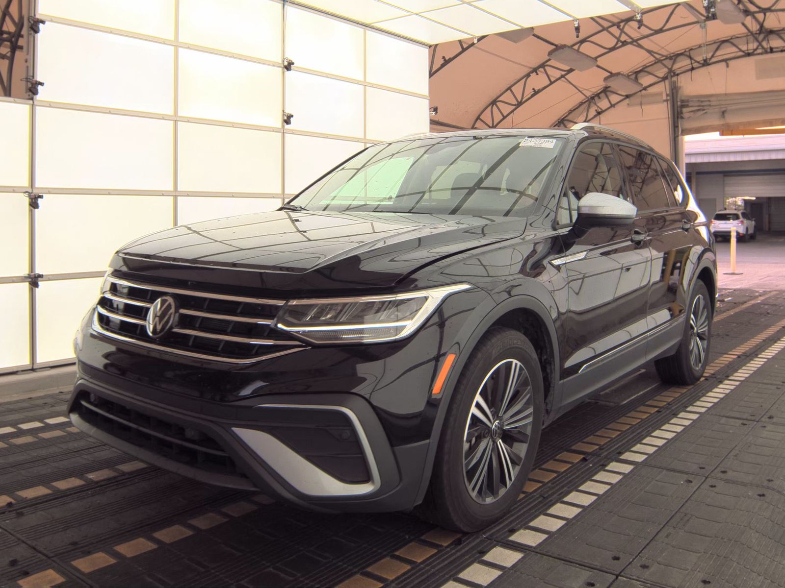 2024 Volkswagen Tiguan 2.0T Wolfsburg Edition FWD