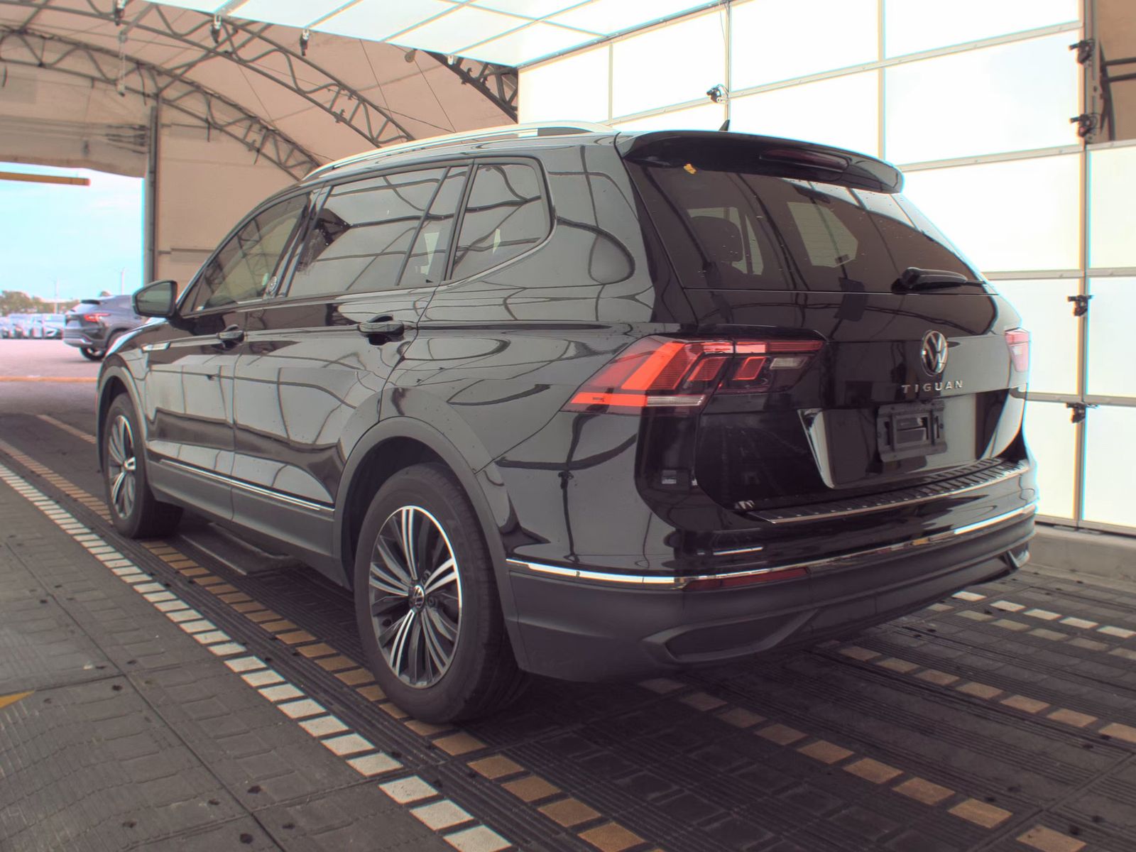 2024 Volkswagen Tiguan 2.0T Wolfsburg Edition FWD