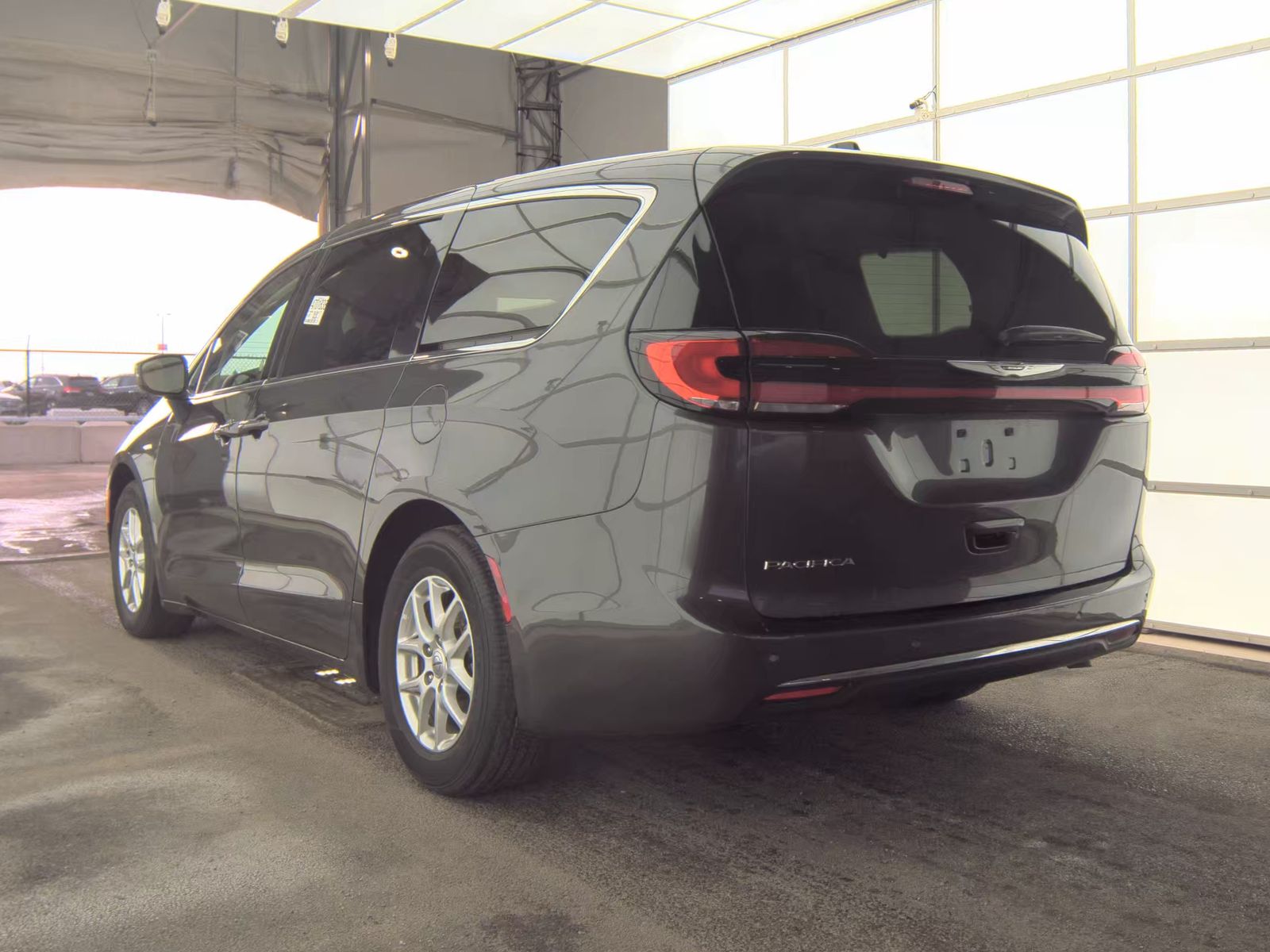 2023 Chrysler Pacifica Touring L FWD