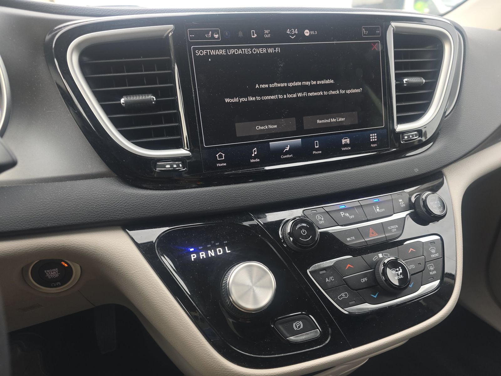 2023 Chrysler Pacifica Touring L FWD