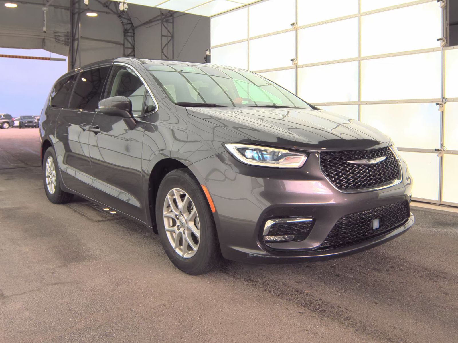 2023 Chrysler Pacifica Touring L FWD