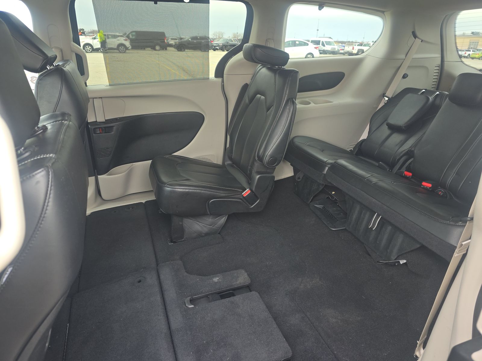 2023 Chrysler Pacifica Touring L FWD