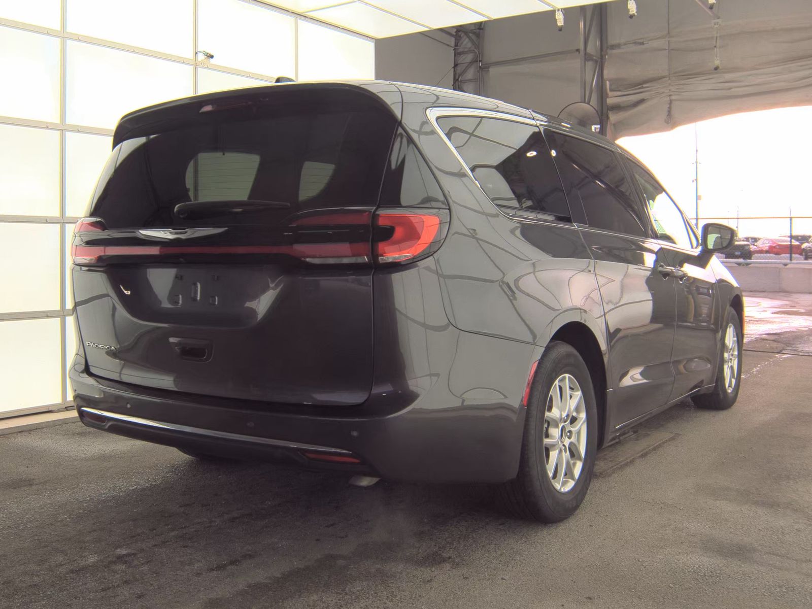 2023 Chrysler Pacifica Touring L FWD