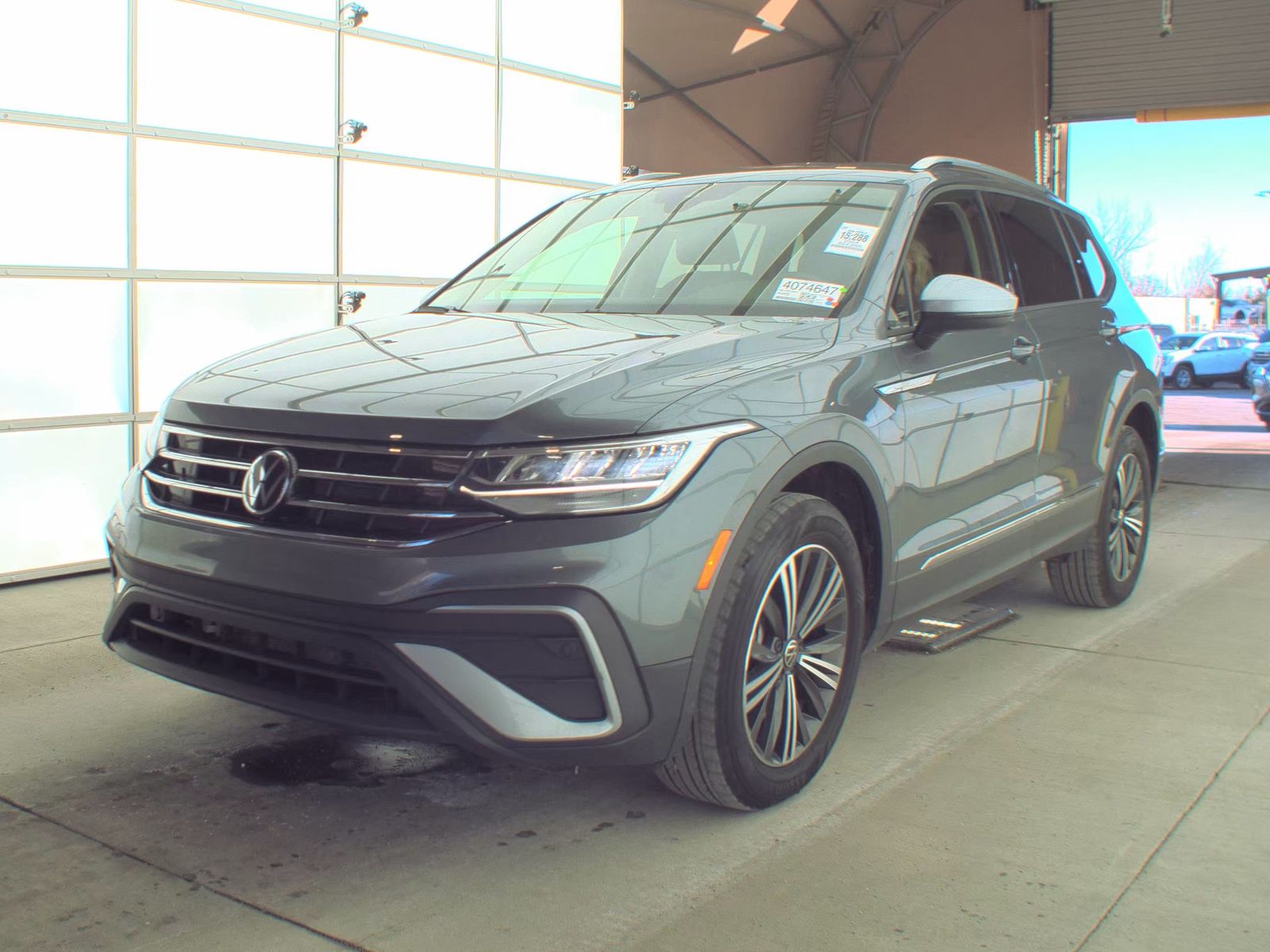 2024 Volkswagen Tiguan 2.0T Wolfsburg Edition FWD