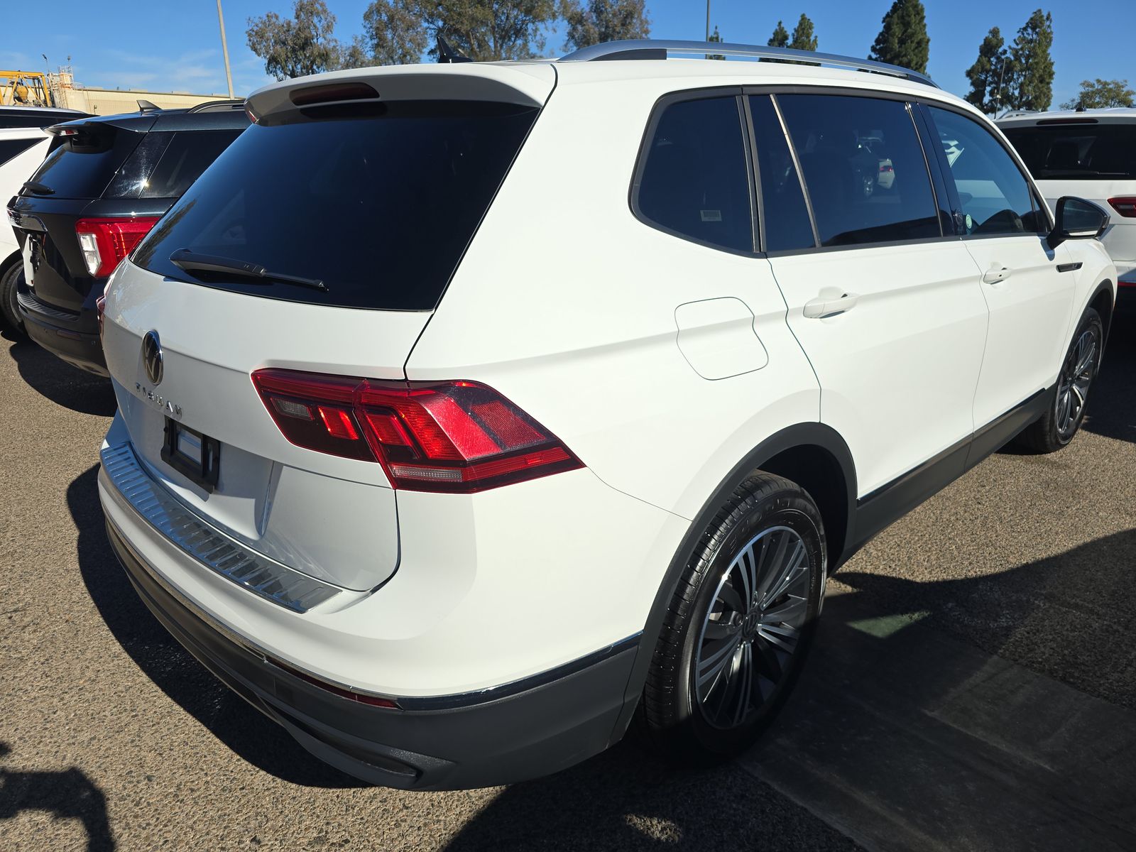 2024 Volkswagen Tiguan 2.0T Wolfsburg Edition FWD