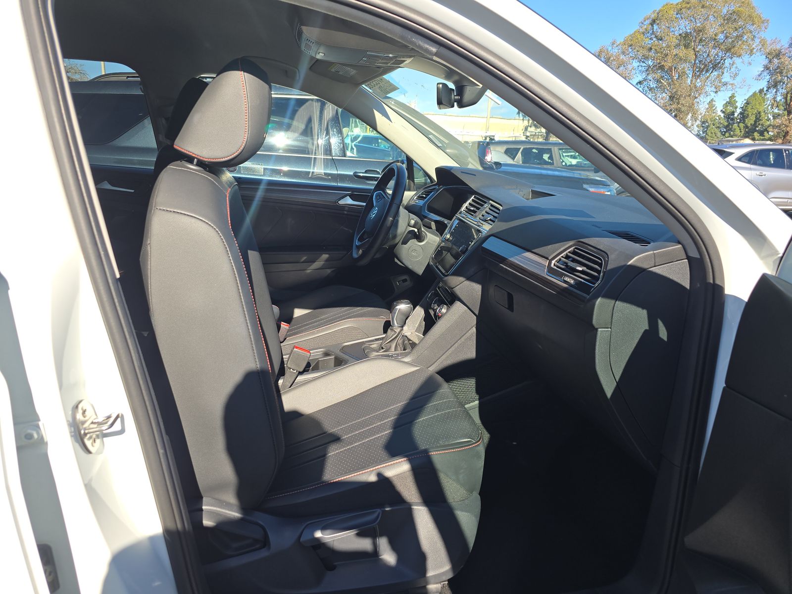 2024 Volkswagen Tiguan 2.0T Wolfsburg Edition FWD