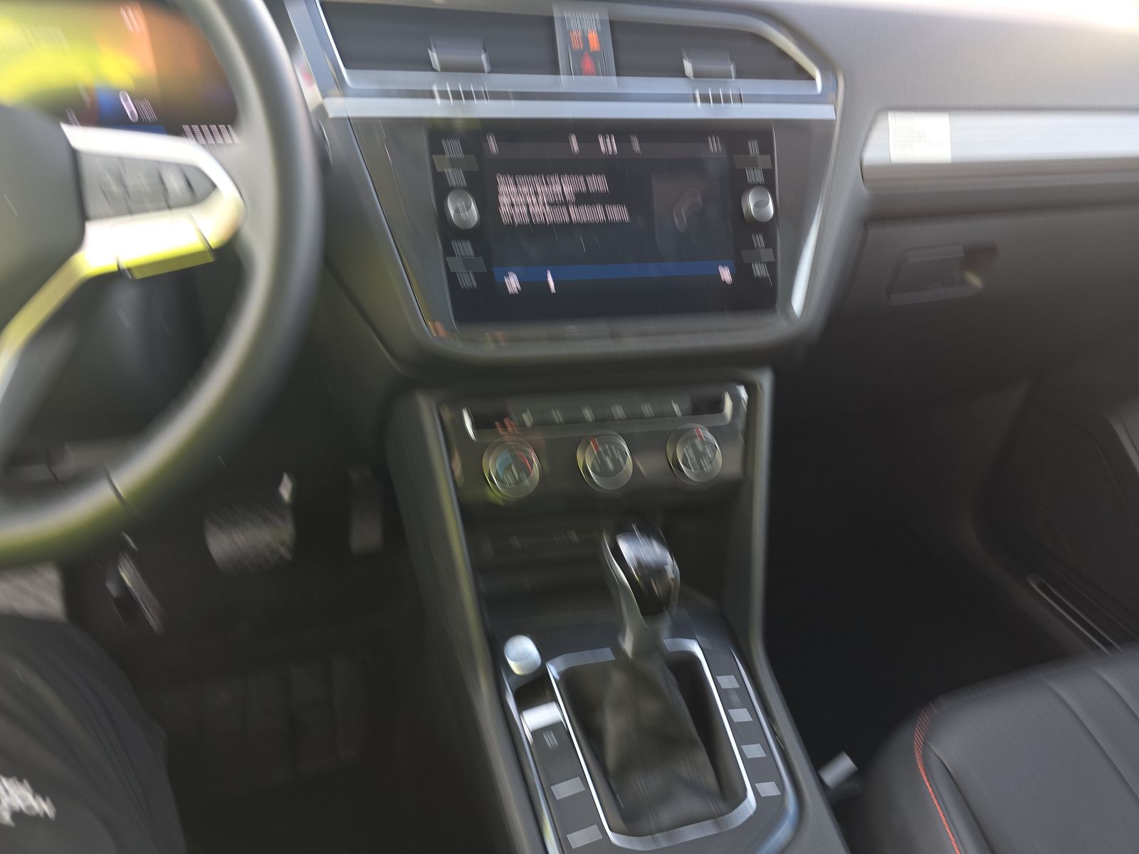 2024 Volkswagen Tiguan 2.0T Wolfsburg Edition FWD