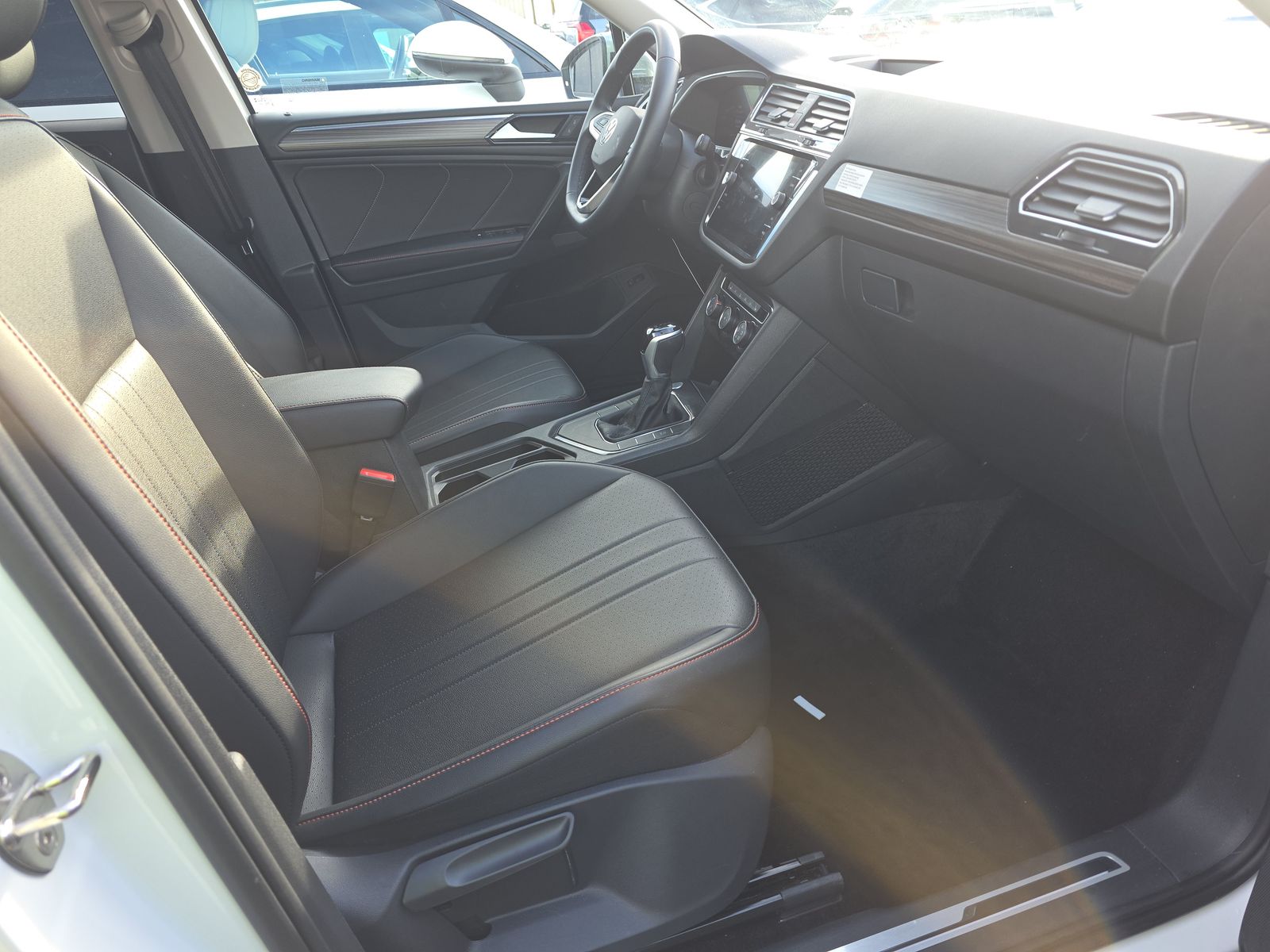 2024 Volkswagen Tiguan 2.0T Wolfsburg Edition FWD