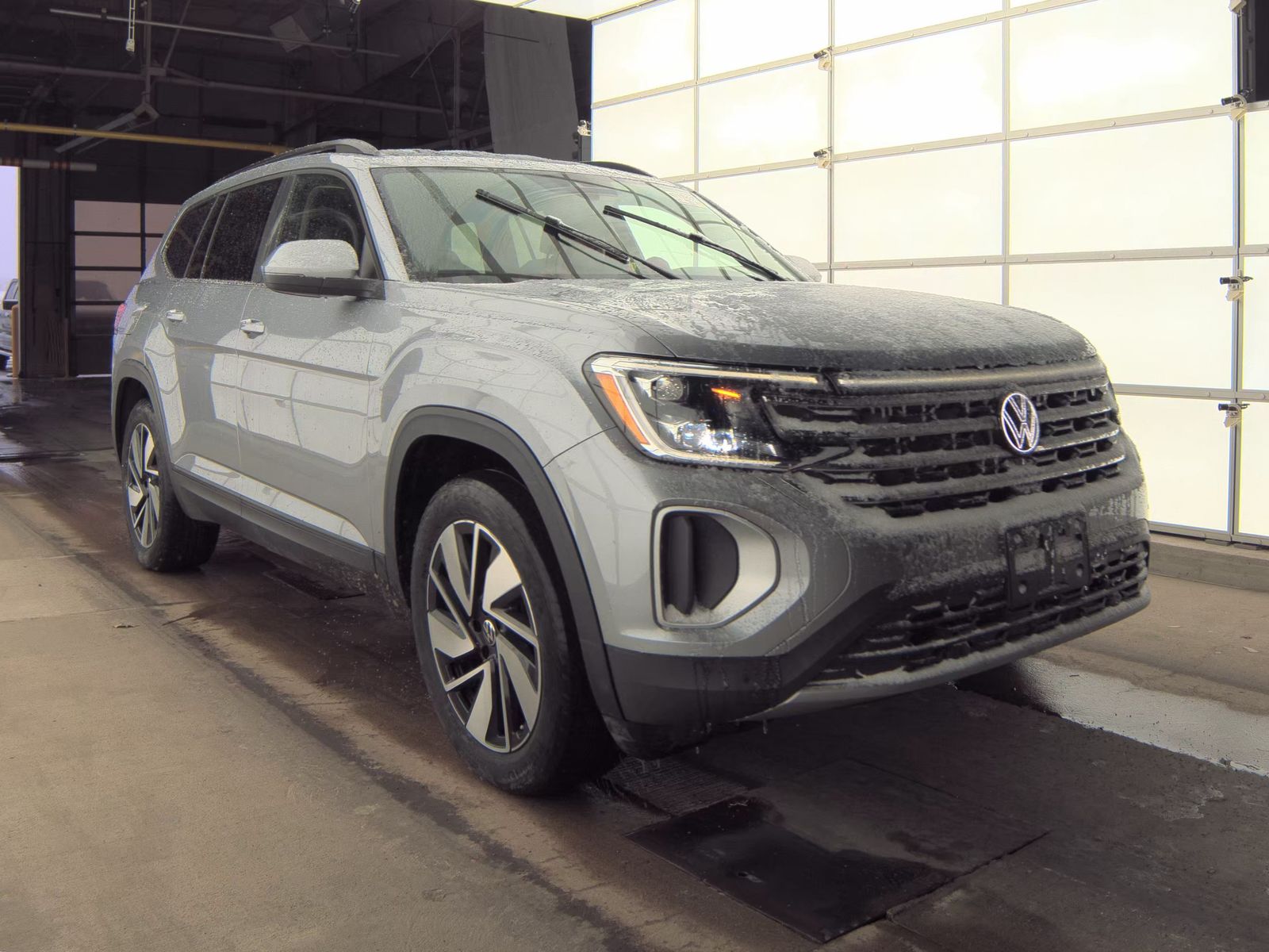 2024 Volkswagen Atlas 2.0T SE AWD