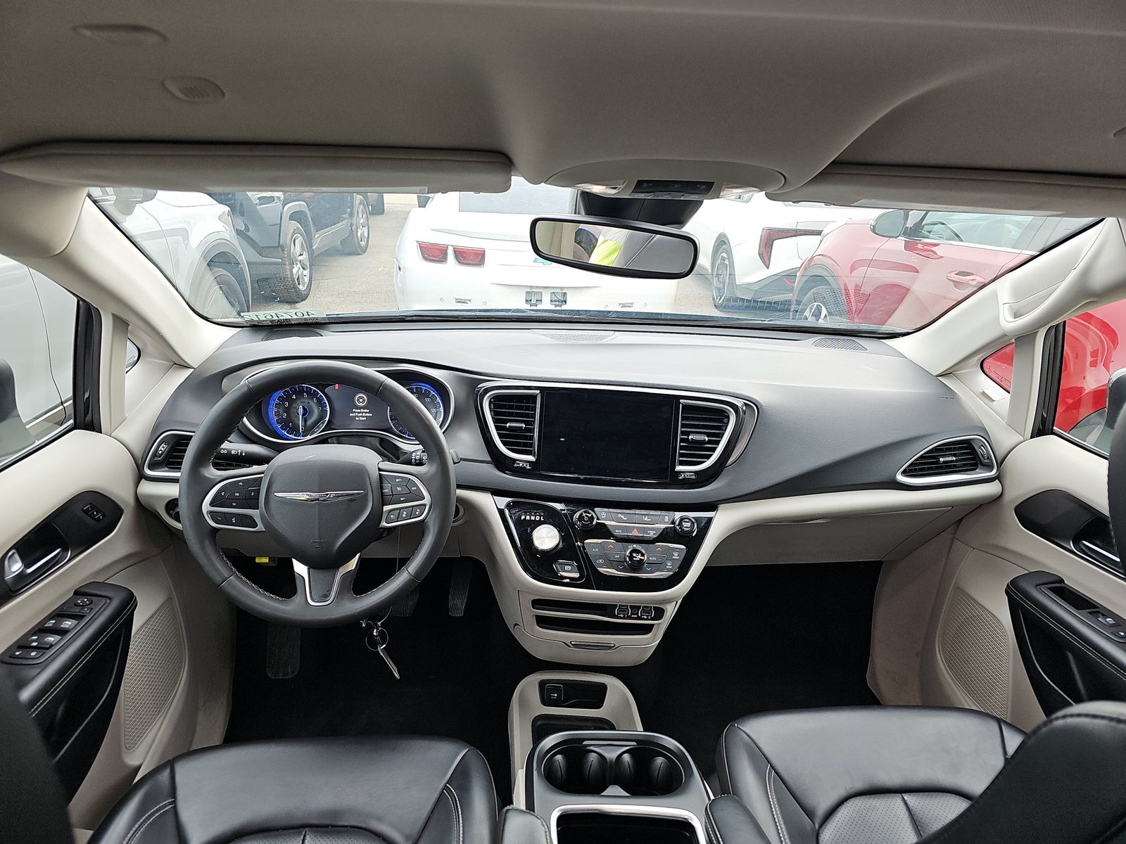 2023 Chrysler Pacifica Touring L FWD