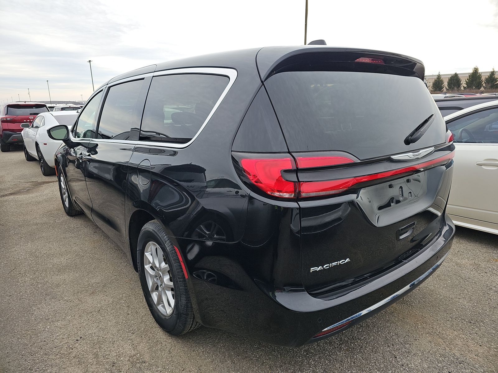 2023 Chrysler Pacifica Touring L FWD