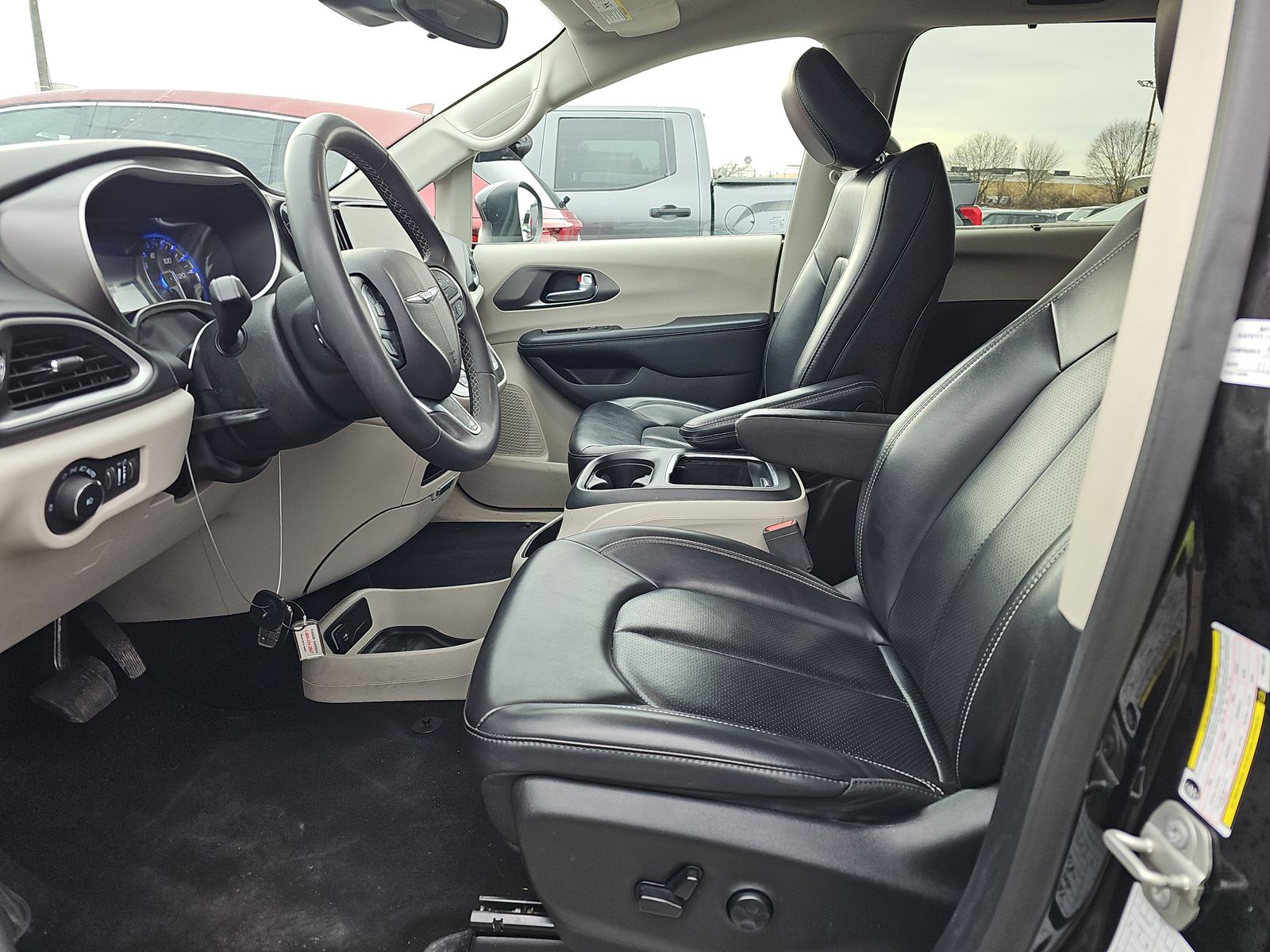 2023 Chrysler Pacifica Touring L FWD