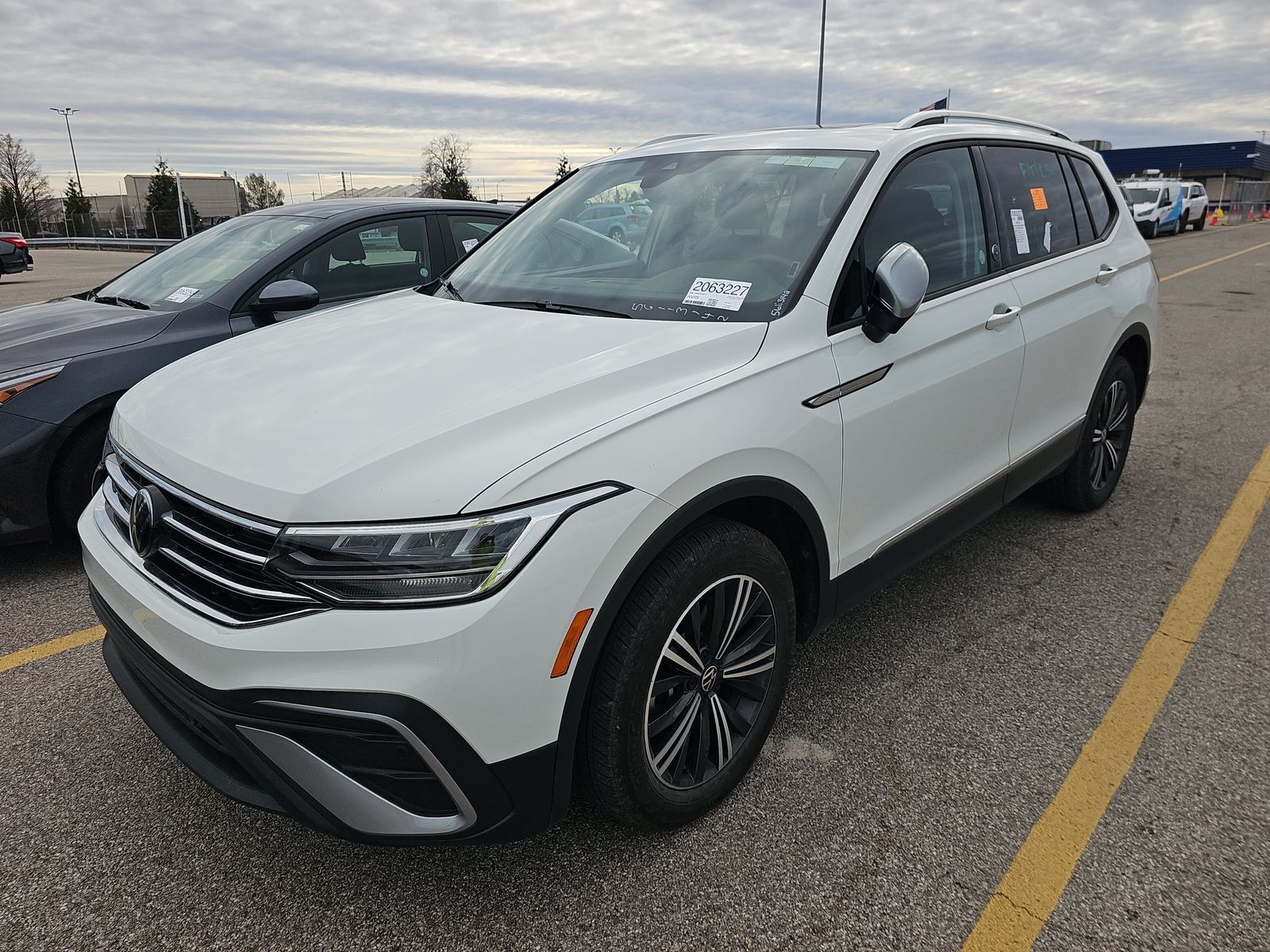 2024 Volkswagen Tiguan 2.0T Wolfsburg Edition FWD