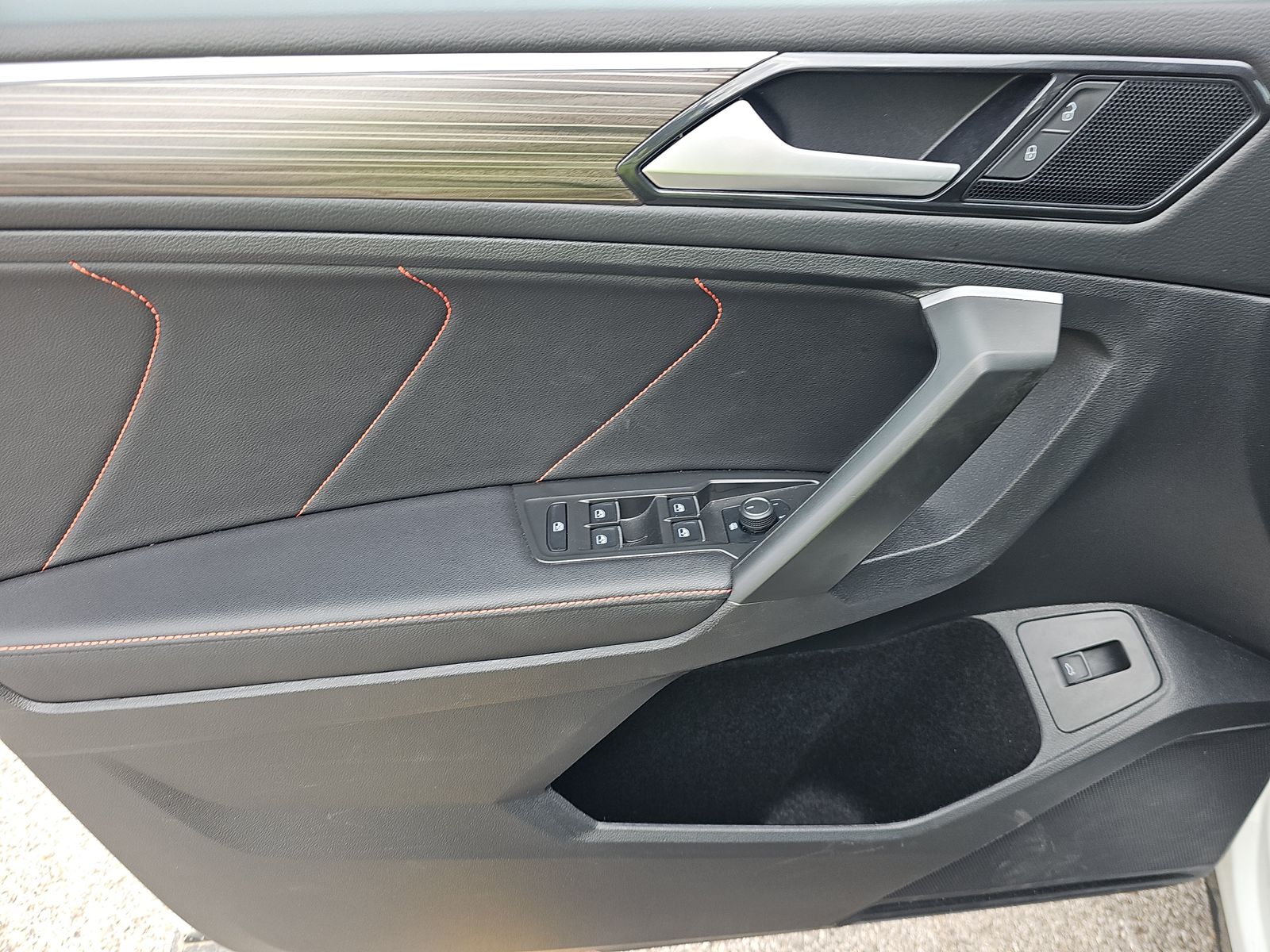 2024 Volkswagen Tiguan 2.0T Wolfsburg Edition FWD