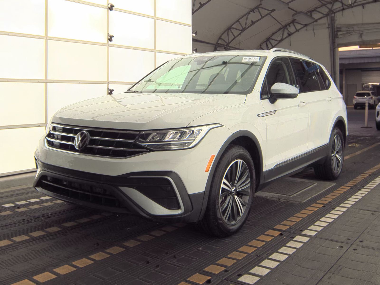 2024 Volkswagen Tiguan 2.0T Wolfsburg Edition FWD