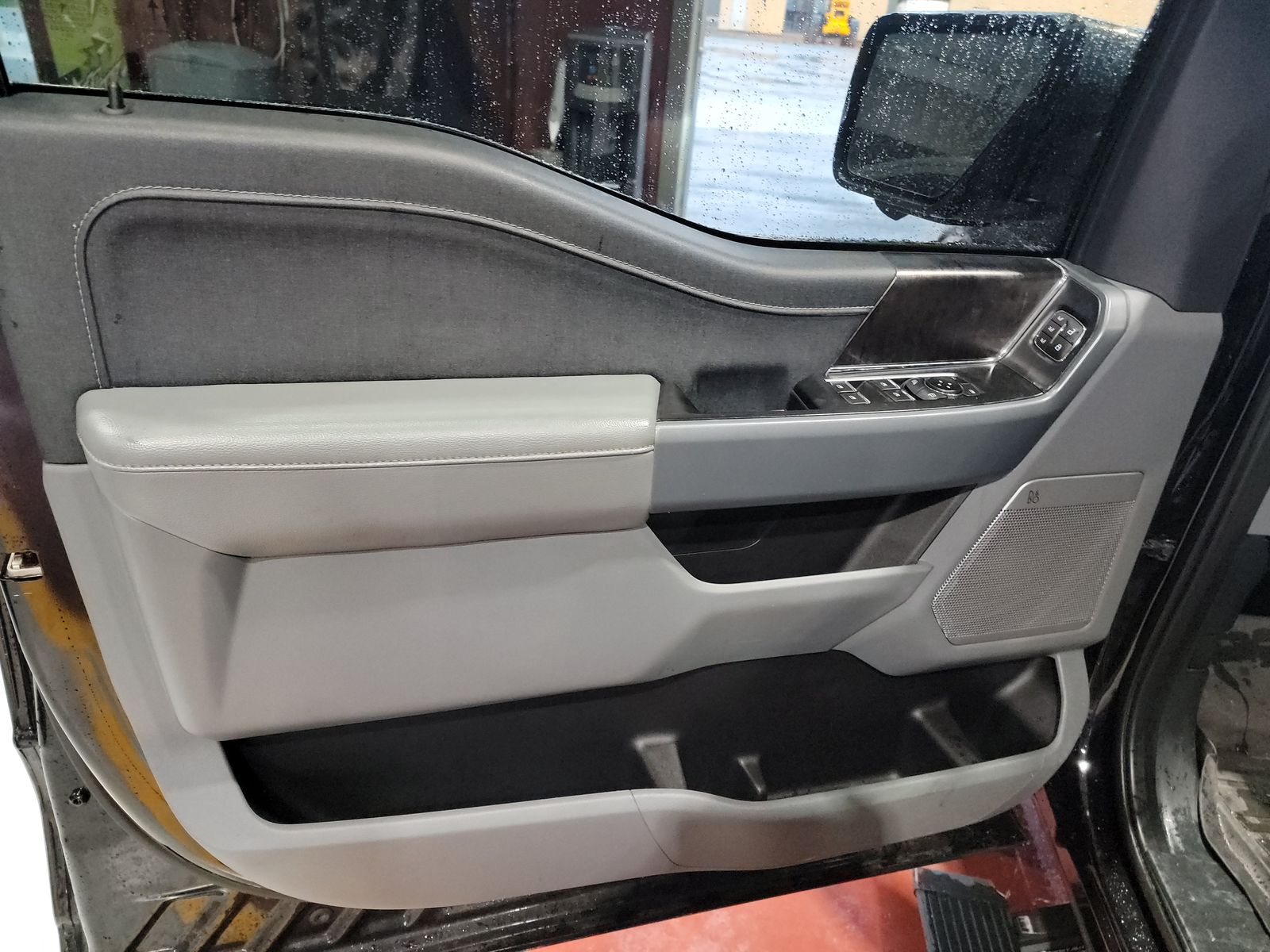 2023 Ford F-150 Lariat AWD