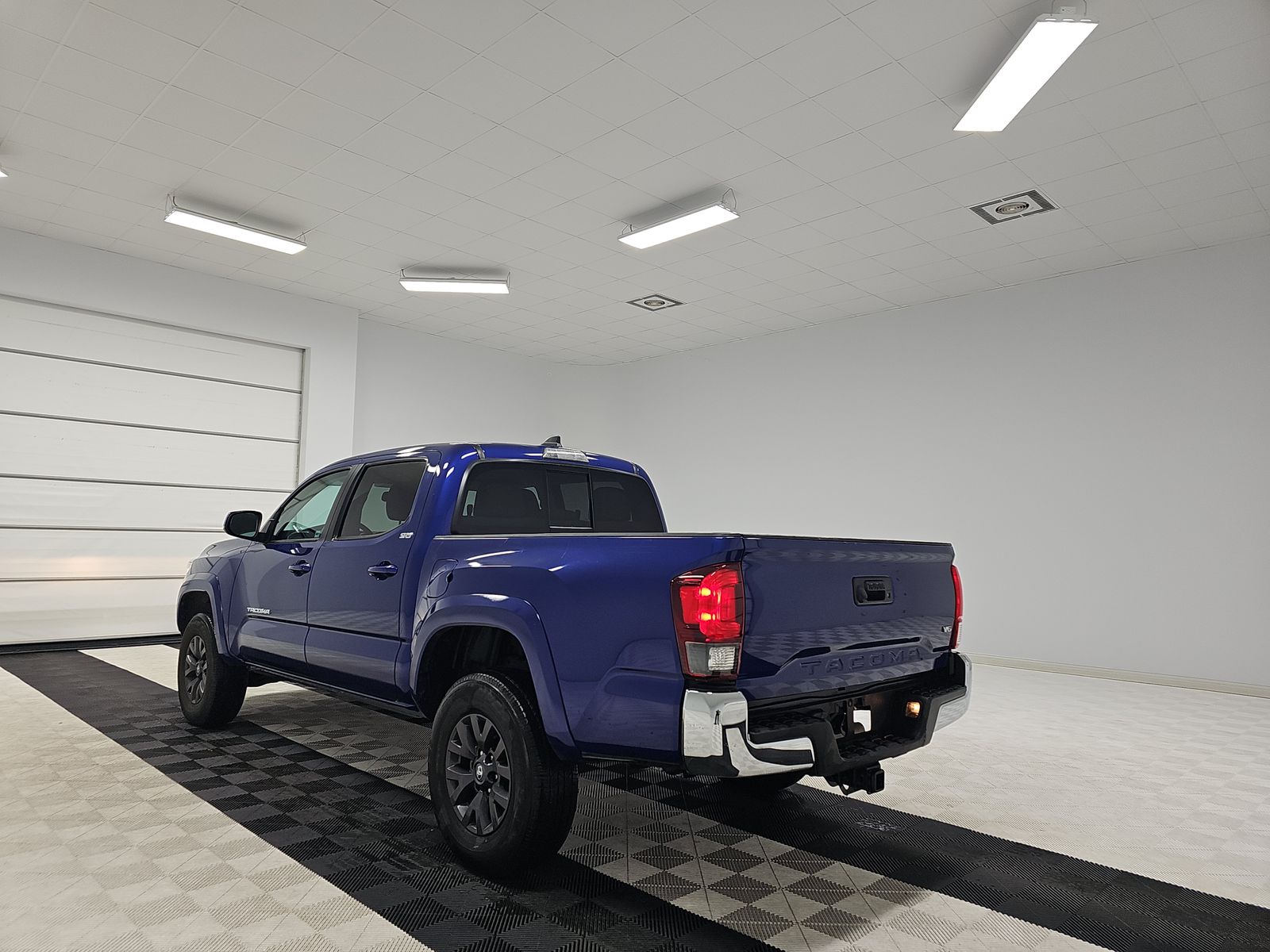 2023 Toyota Tacoma SR5 RWD