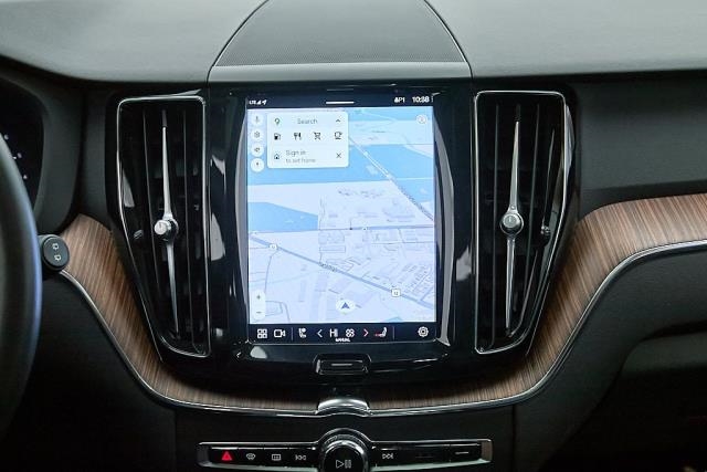 2023 Volvo XC60 B5 Plus AWD