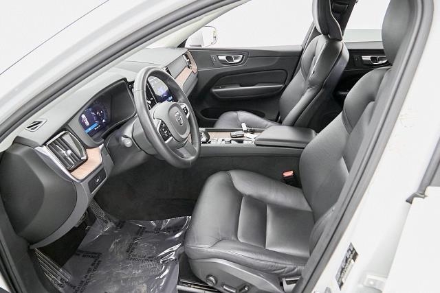 2023 Volvo XC60 B5 Plus AWD