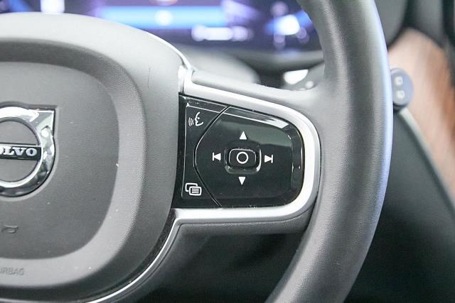 2023 Volvo XC60 B5 Plus AWD