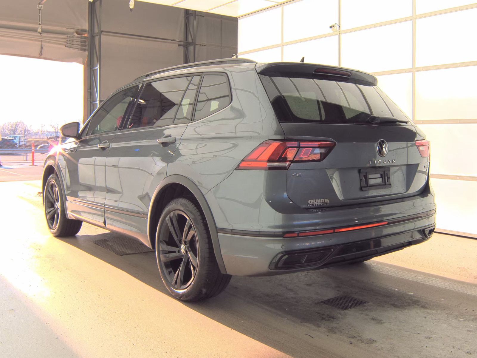 2023 Volkswagen Tiguan 2.0T SE R-Line Black AWD