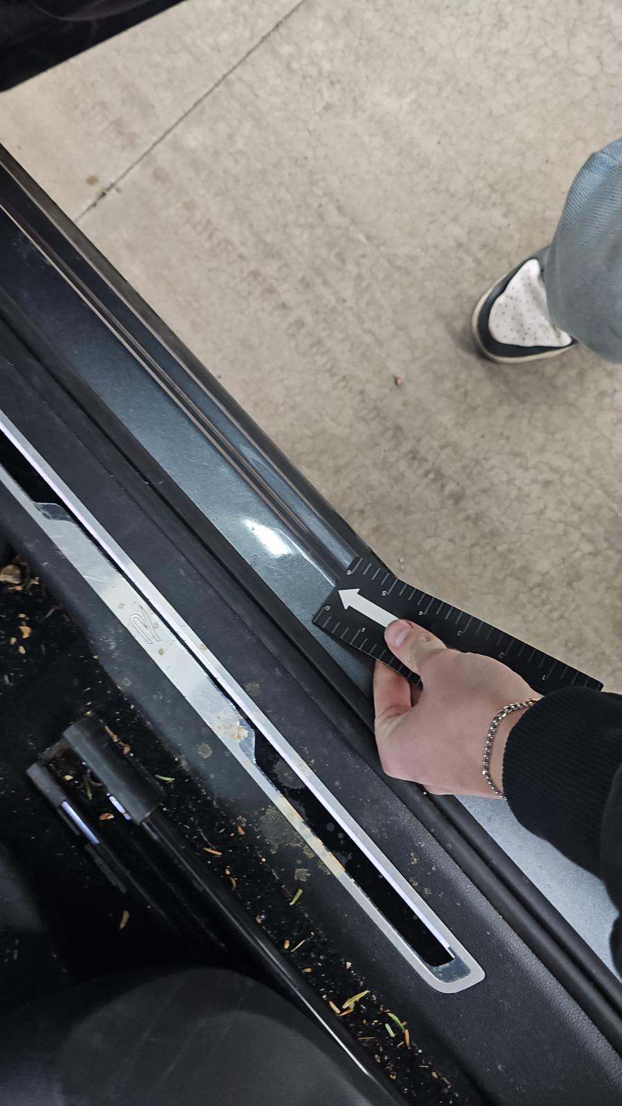 2023 Volkswagen Tiguan 2.0T SE R-Line Black AWD