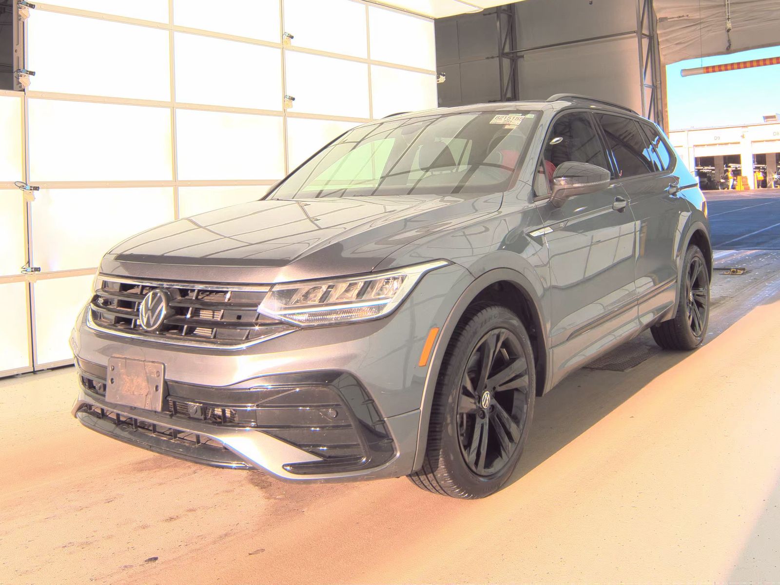 2023 Volkswagen Tiguan 2.0T SE R-Line Black AWD