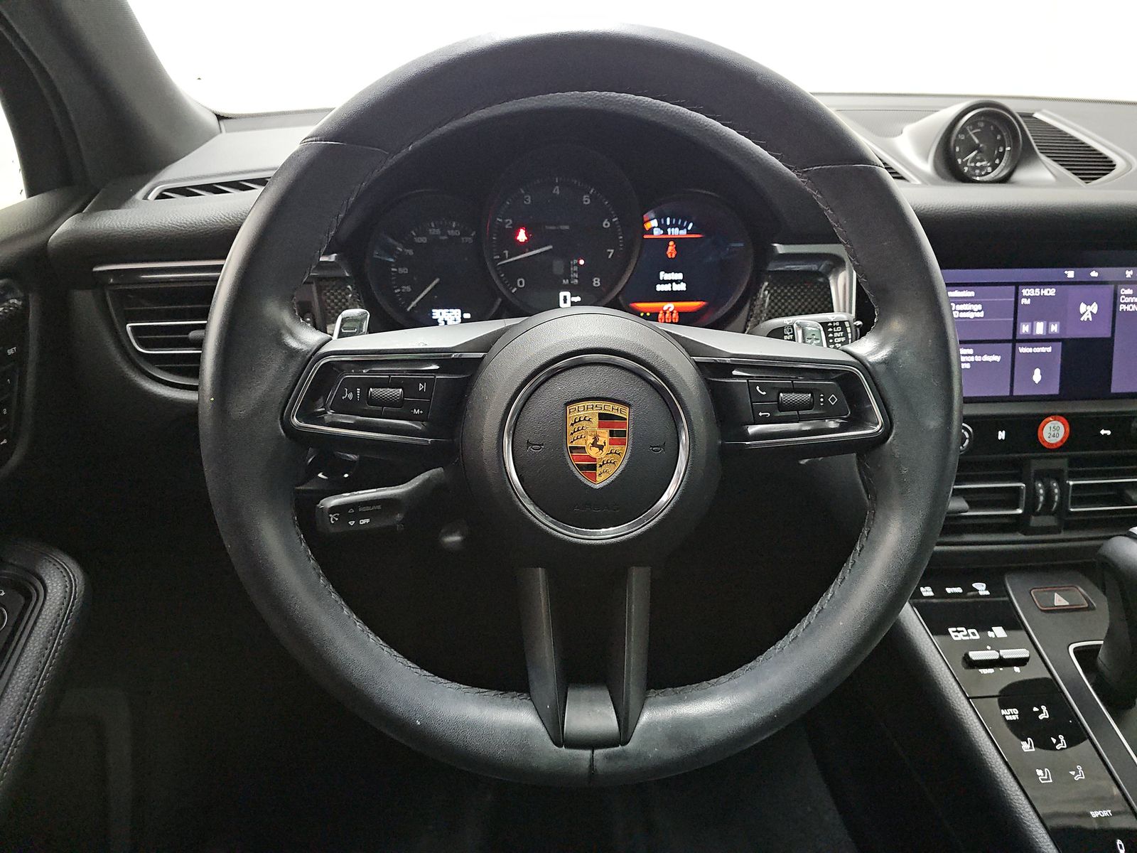2022 Porsche Macan Base AWD