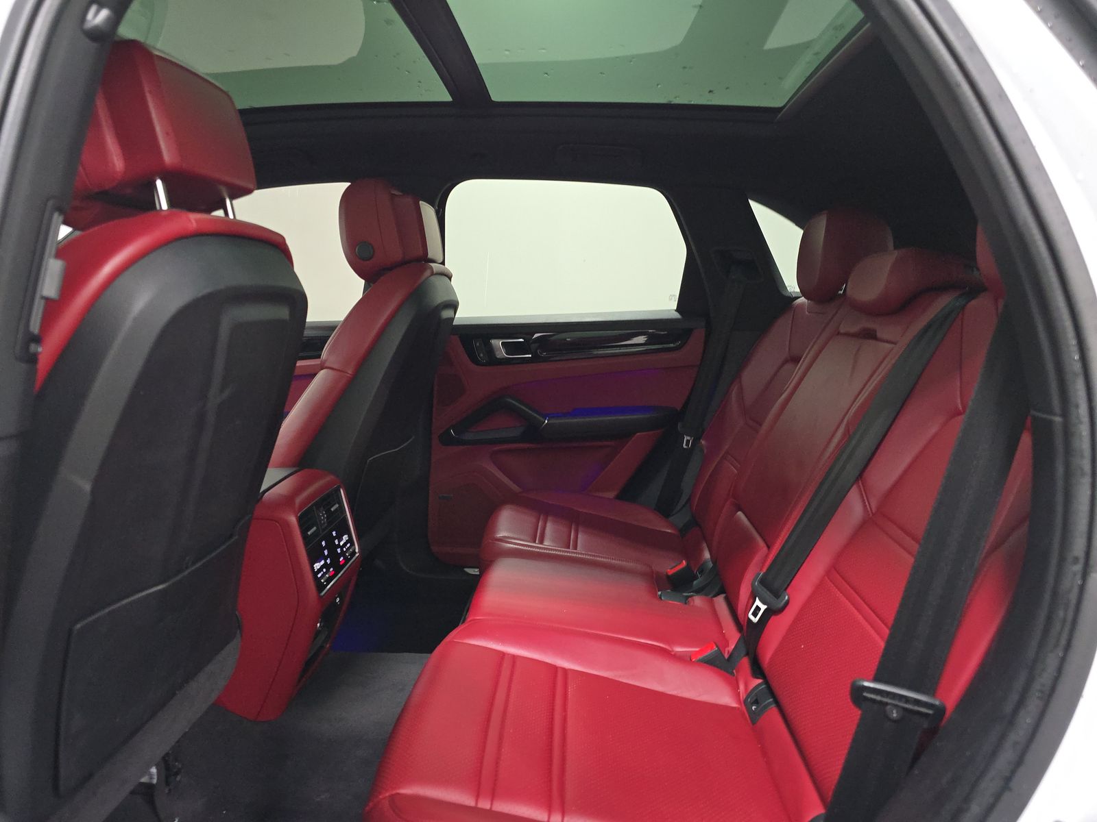 2022 Porsche Cayenne E-Hybrid AWD