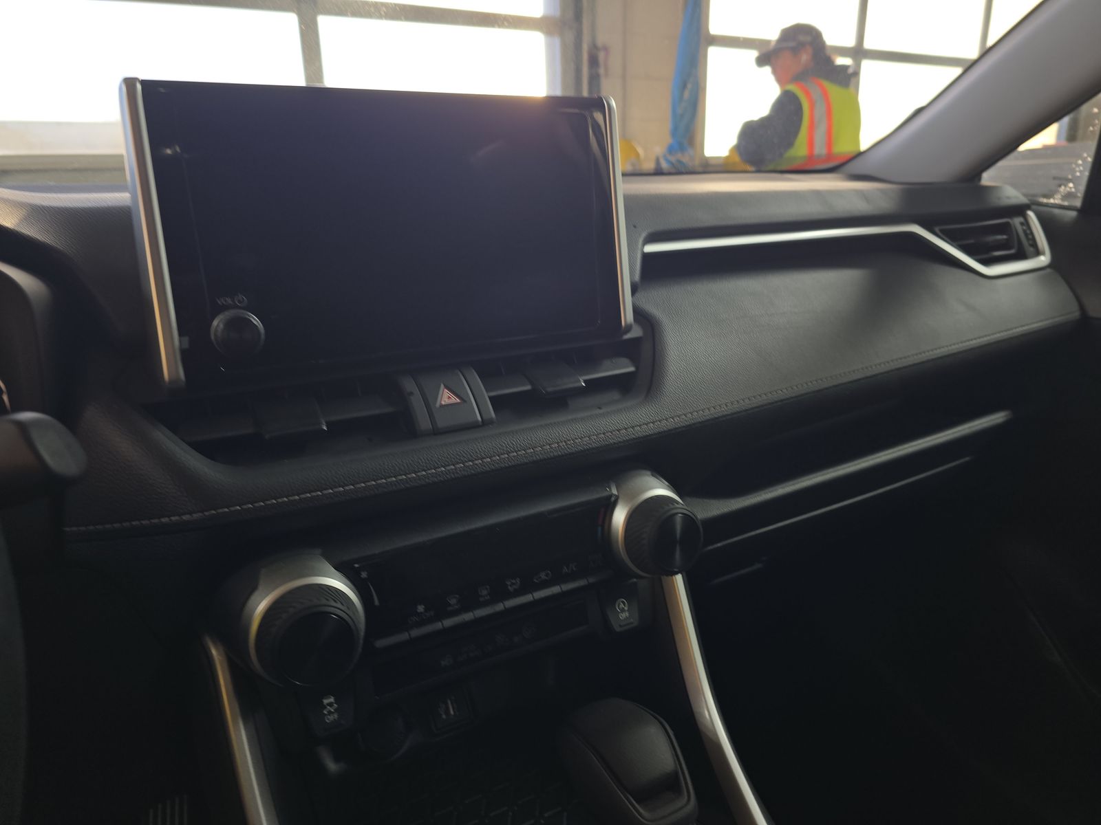 2025 Toyota RAV4 LE AWD