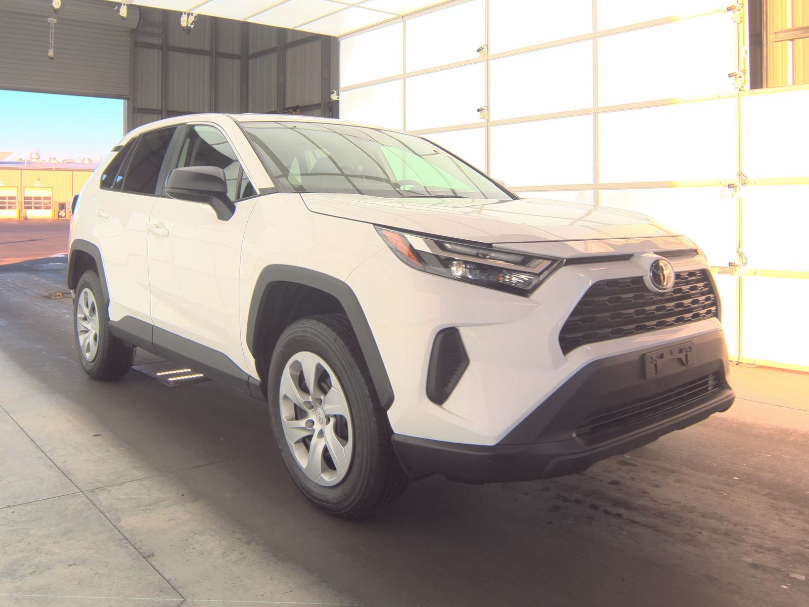 2025 Toyota RAV4 LE AWD