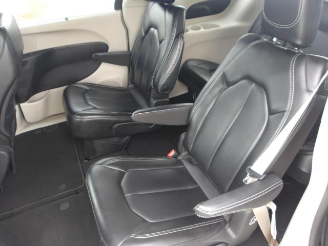 2023 Chrysler Pacifica Touring L FWD