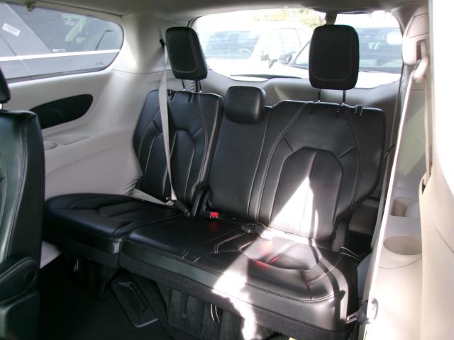 2023 Chrysler Pacifica Touring L FWD