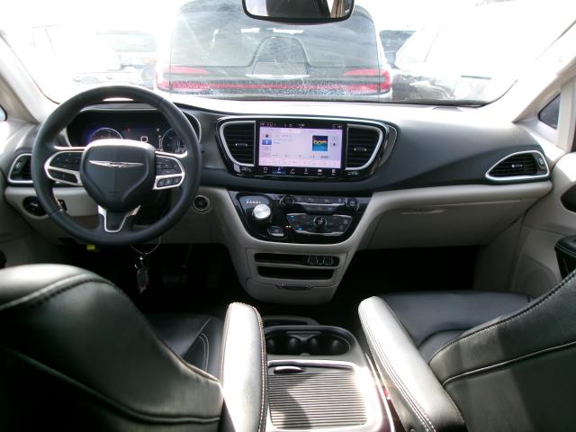 2023 Chrysler Pacifica Touring L FWD