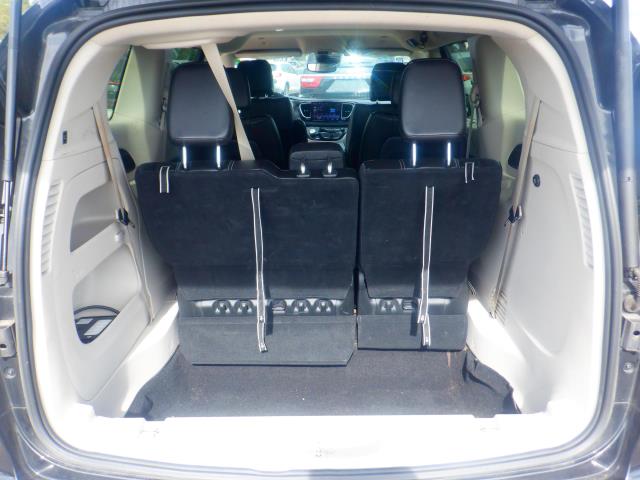 2023 Chrysler Pacifica Touring L FWD