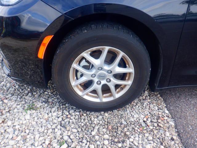 2023 Chrysler Pacifica Touring L FWD