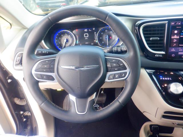 2023 Chrysler Pacifica Touring L FWD