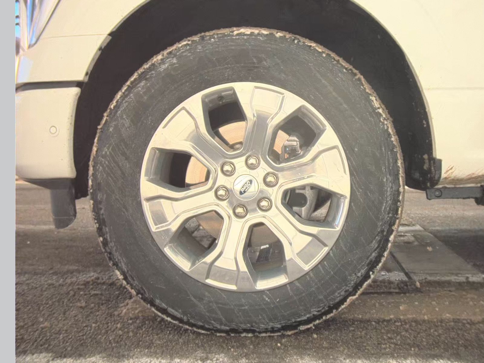 2022 Ford F-150 Hybrid Platinum AWD