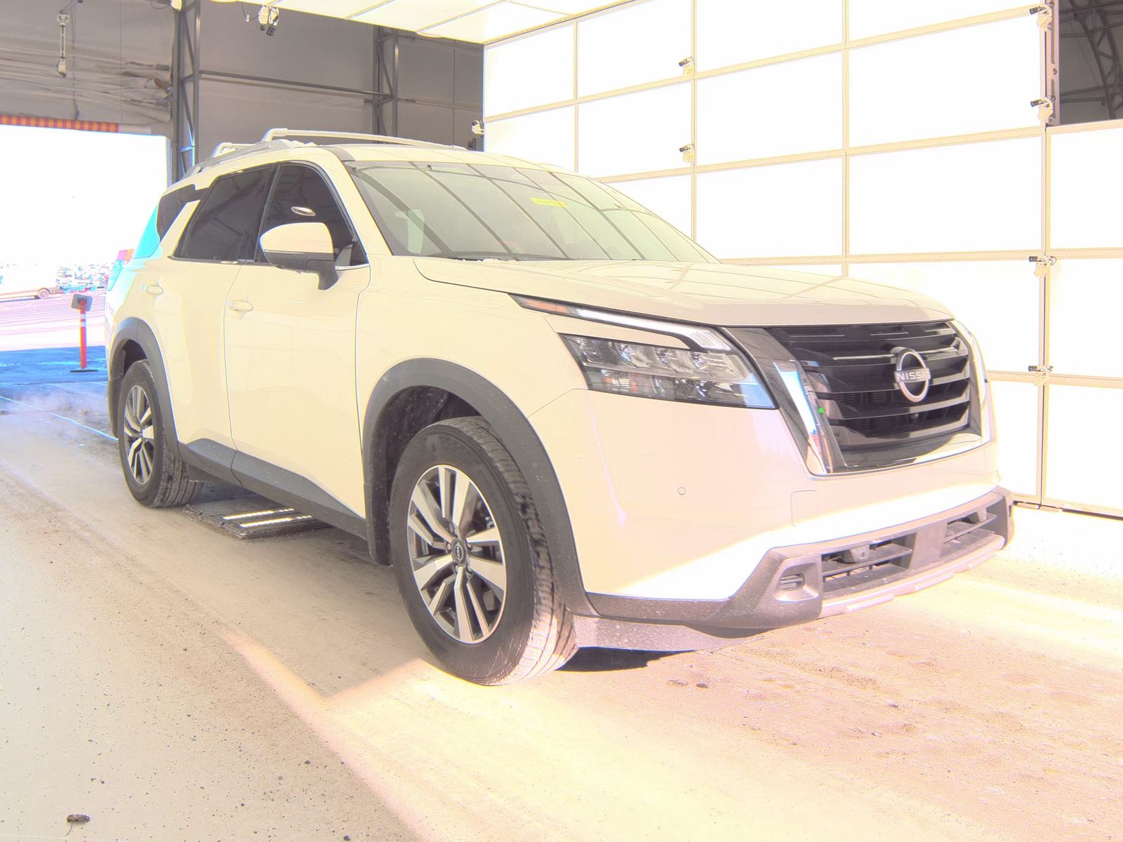 2023 Nissan Pathfinder SL FWD